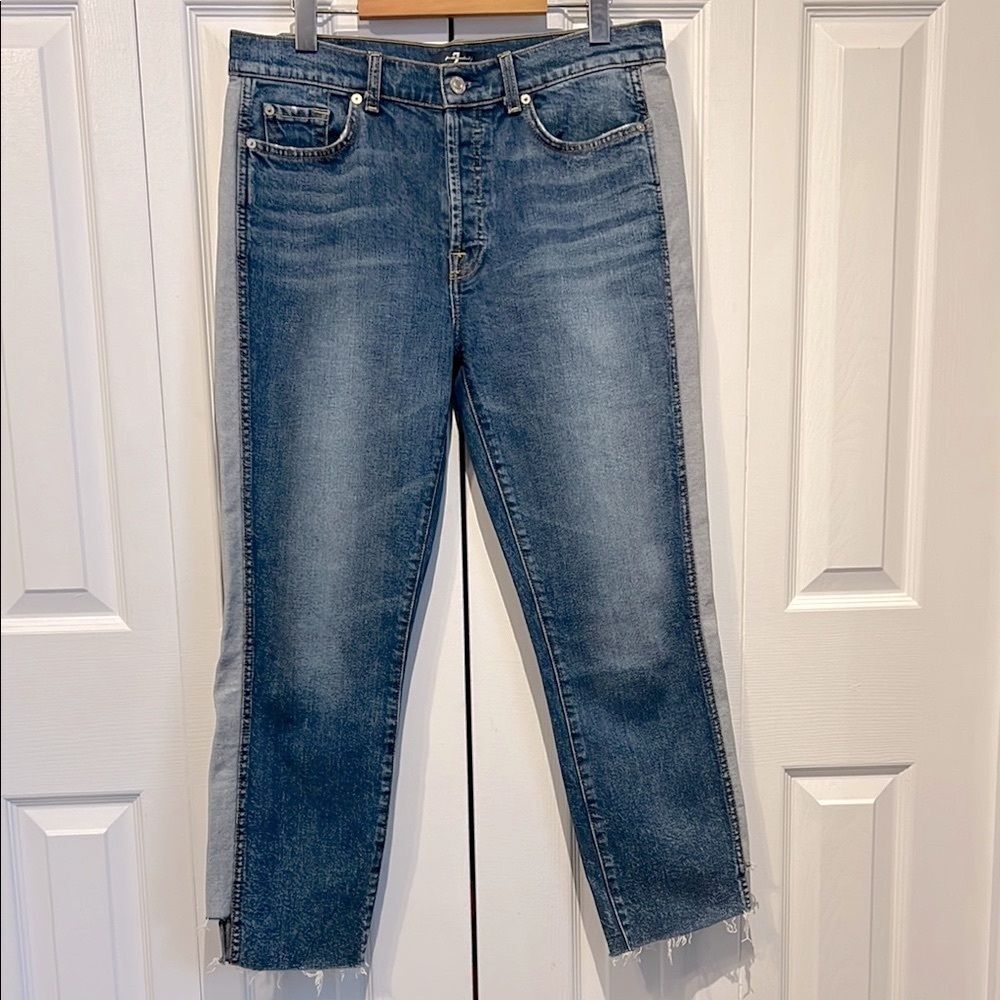 7 For All Mankind Straight Leg Raw Hem Ankle Jeans Size 31 NWT